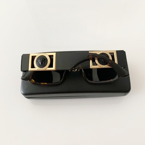 NWT Versace Sunglasses - Picture 4 of 6
